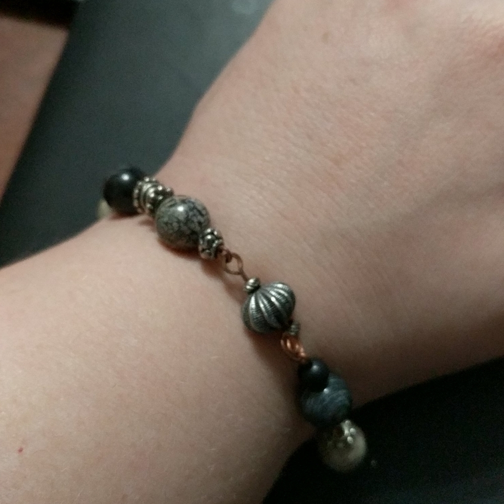 Black and Grey Agate Gemstone Beaded Copper Wire Statement Bracelet